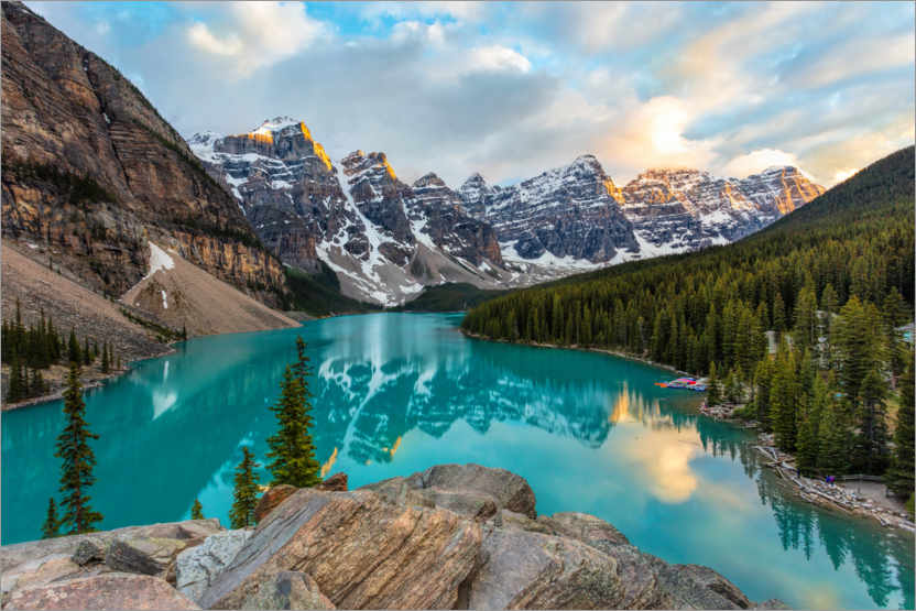 Moraine Lake in Alberta, Canada' by Mike Centioli as a print or poster |  Posterlounge