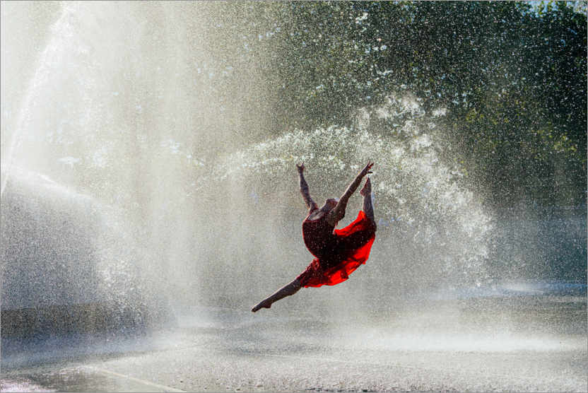 Poster Ballet dancer in fountain