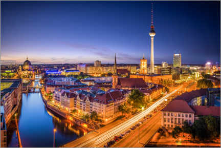 Poster Berlin: View of the Spree and the television tower at night